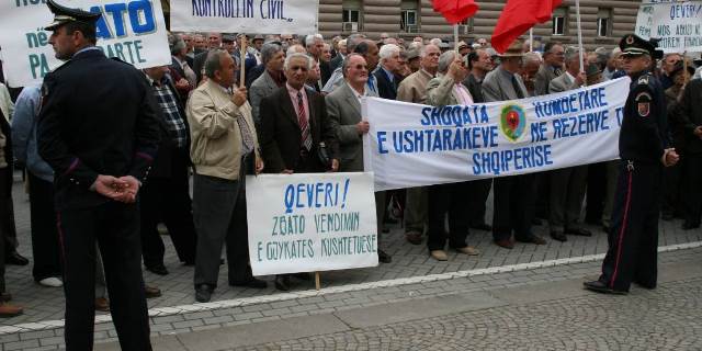 Falja e debive, zbardhet relacioni i qeverise per pensionet e ushtarakeve